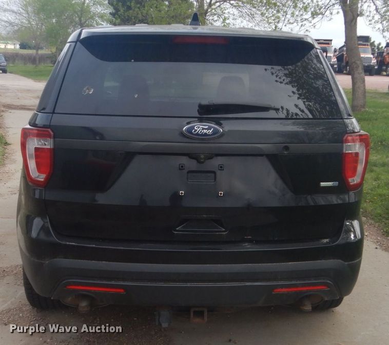 image for item HS9450 2016 Ford Explorer Police Interceptor  SUV