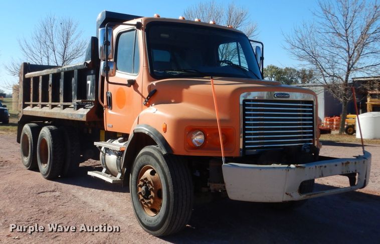 image for item HS9451 2008 Freightliner Business Class M2  dump truck