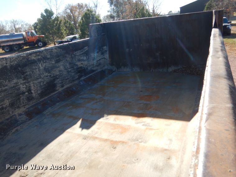 image for item HS9451 2008 Freightliner Business Class M2  dump truck