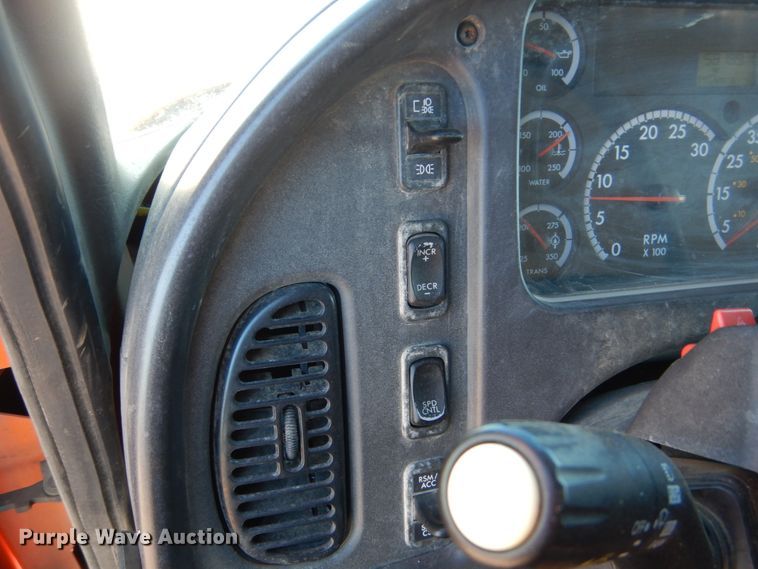 image for item HS9451 2008 Freightliner Business Class M2  dump truck