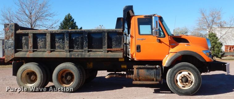 image for item HS9452 2008 International WorkStar 7400  dump truck