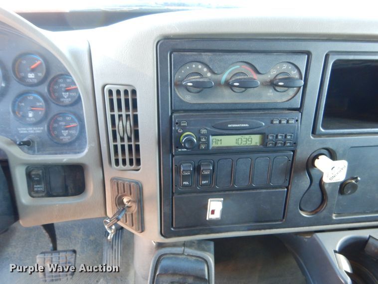 image for item HS9452 2008 International WorkStar 7400  dump truck