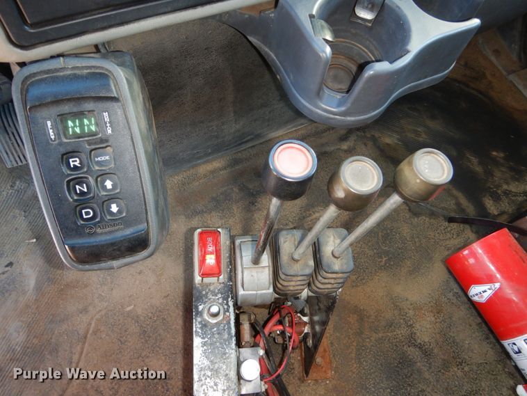 image for item HS9452 2008 International WorkStar 7400  dump truck