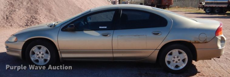 image for item HS9453 2004 Dodge Intrepid