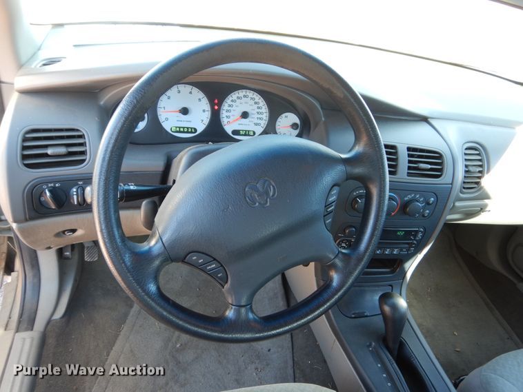 image for item HS9453 2004 Dodge Intrepid