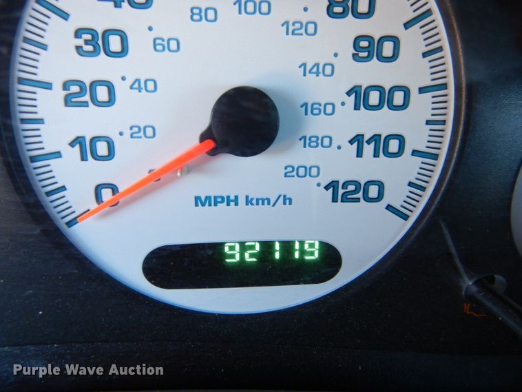 image for item HS9453 2004 Dodge Intrepid