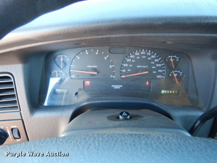 image for item HS9454 2002 Dodge Durango  SUV