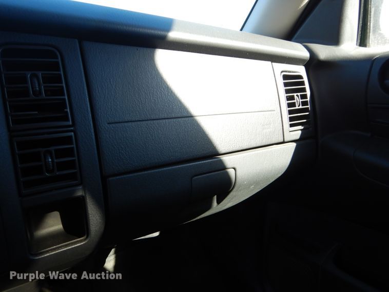 image for item HS9454 2002 Dodge Durango  SUV