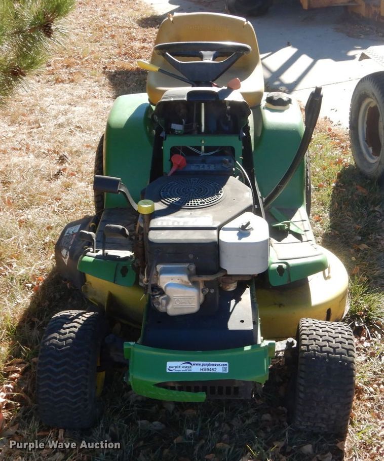 image for item HS9462 John Deere LT155  lawn mower