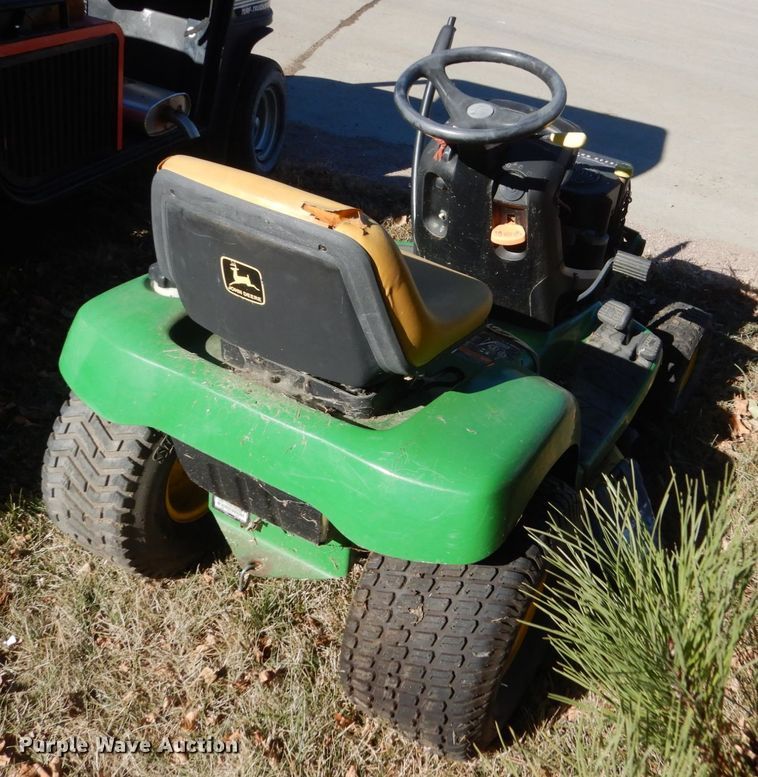 image for item HS9462 John Deere LT155  lawn mower