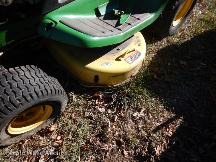 image for item HS9462 John Deere LT155  lawn mower