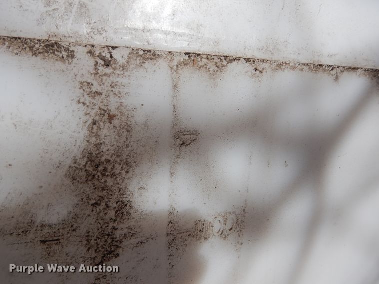 image for item HS9463 Poly tank