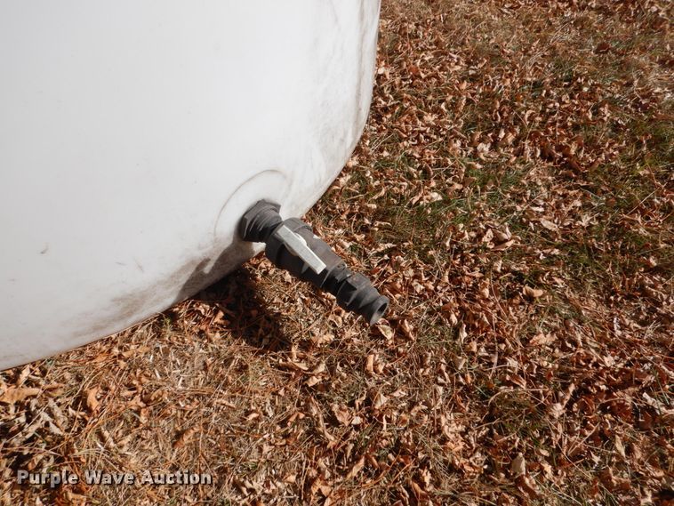 image for item HS9463 Poly tank