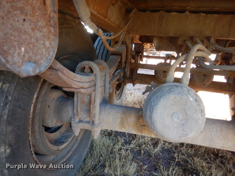 image for item HS9465 2003 CPS walking floor trailer