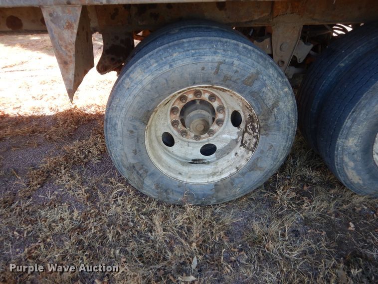 image for item HS9465 2003 CPS walking floor trailer