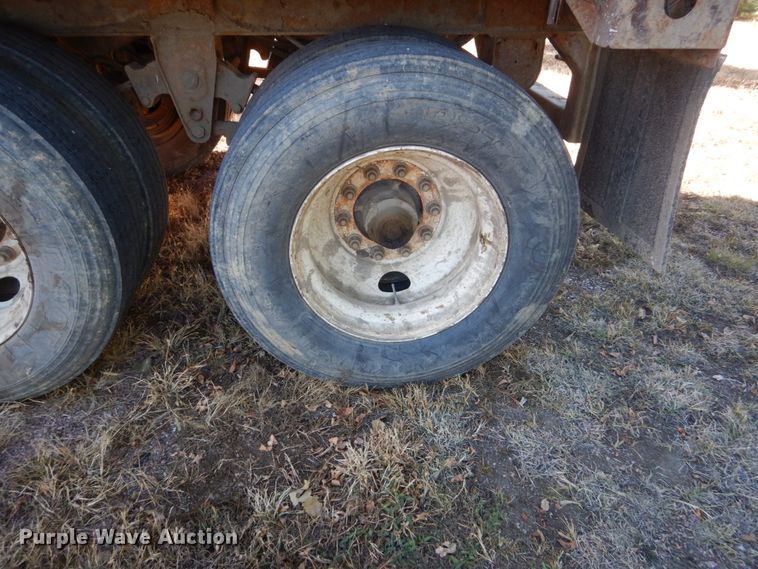 image for item HS9465 2003 CPS walking floor trailer