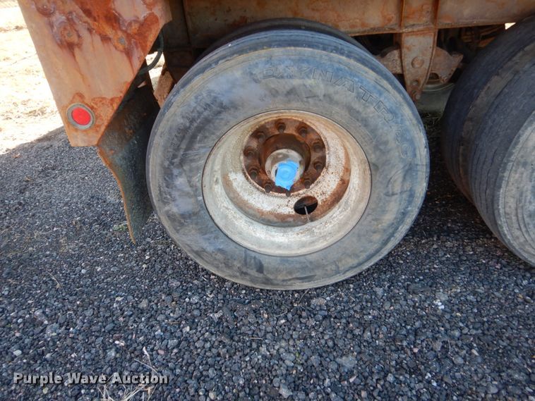 image for item HS9466 2006 Steco SW048 walking floor trailer