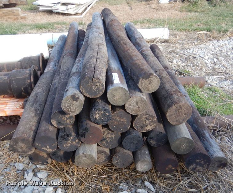 image for item HS9470 (28) wood posts