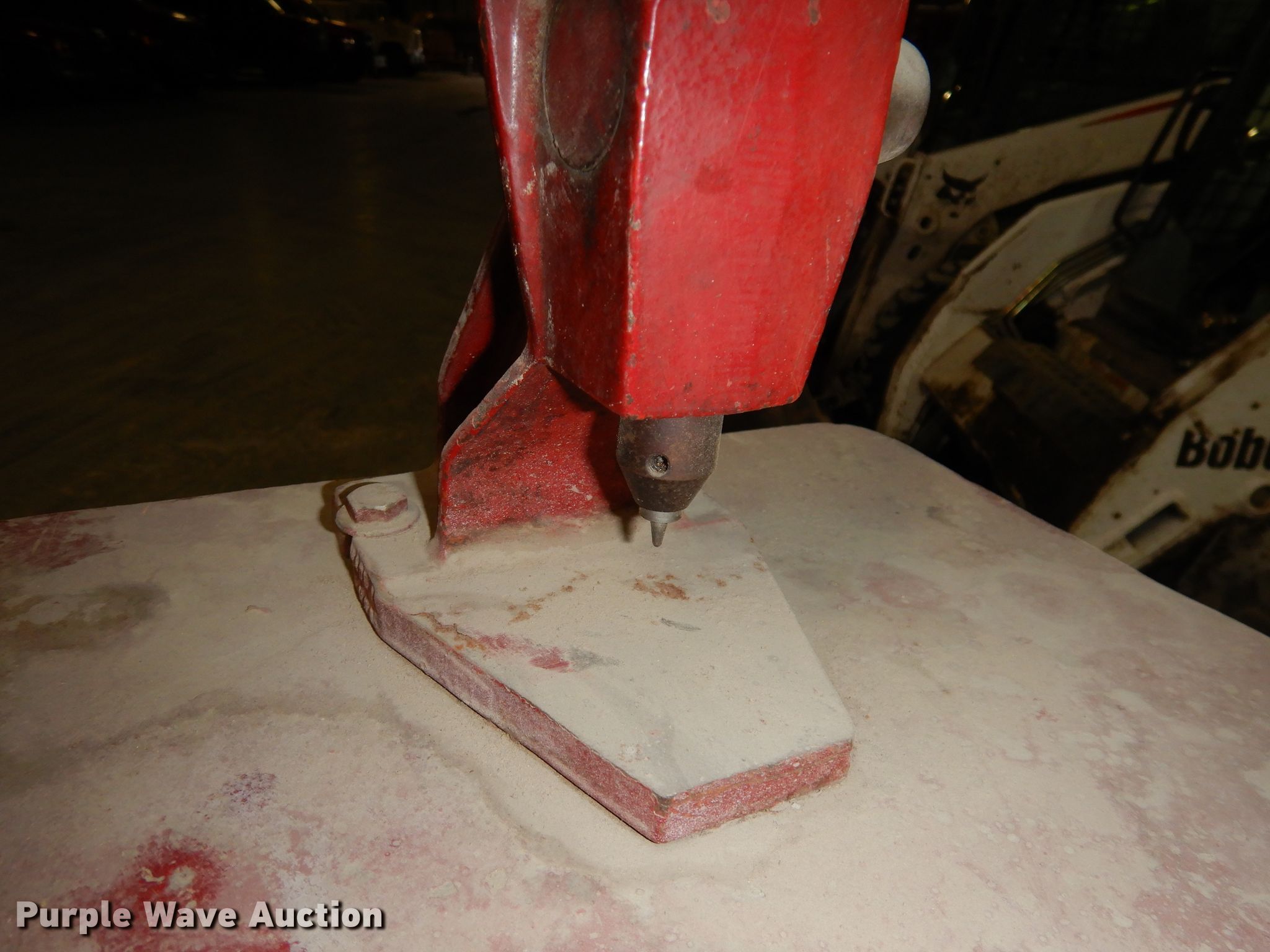 Oregon chainsaw chain breaker in Ottawa, KS Item GJ9584 sold Purple Wave