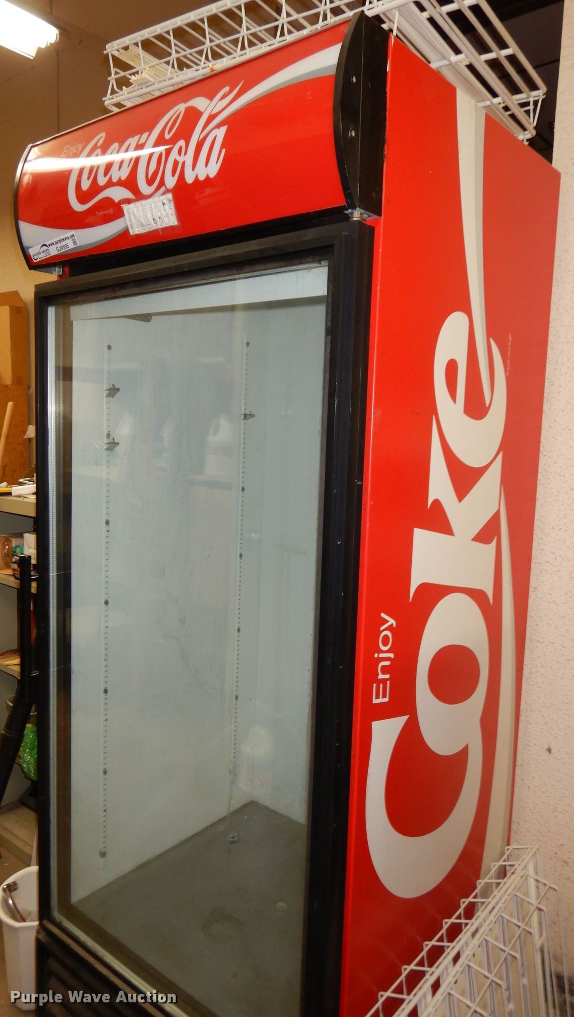 True beverage cooler in Ottawa, KS Item GJ9595 sold Purple Wave