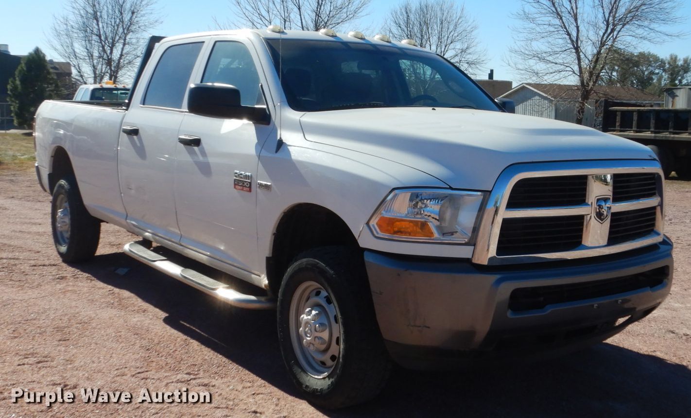 2011 Dodge Ram 2500HD Crew Cab pickup truck in Yankton, SD Item