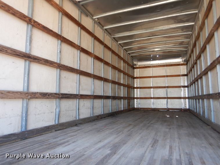 image for item AE9702 1998 Ford F700  box truck