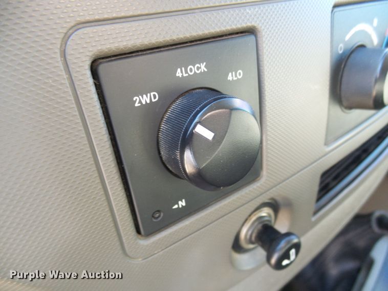 image for item DC2898 2006 Dodge Ram 2500  Mega Cab pickup truck