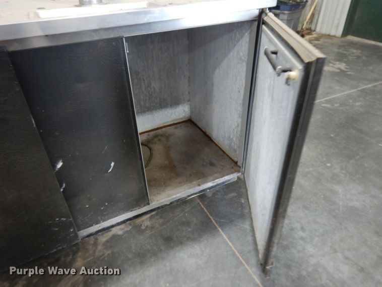 image for item DF5157 Restaurant equipment