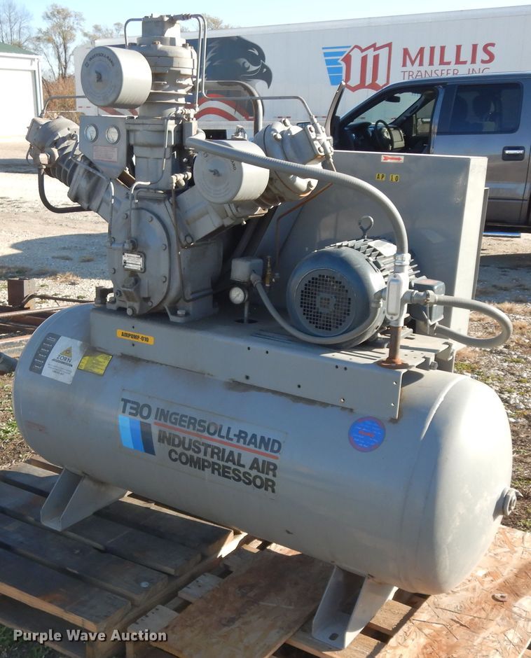 image for item DF6701 1990 Ingersoll Rand 10T3NLE10  air compressor