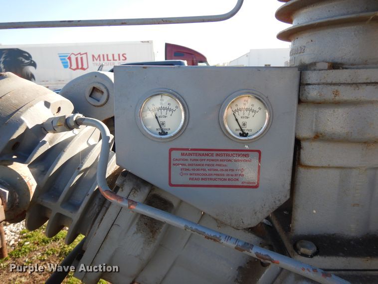 image for item DF6701 1990 Ingersoll Rand 10T3NLE10  air compressor