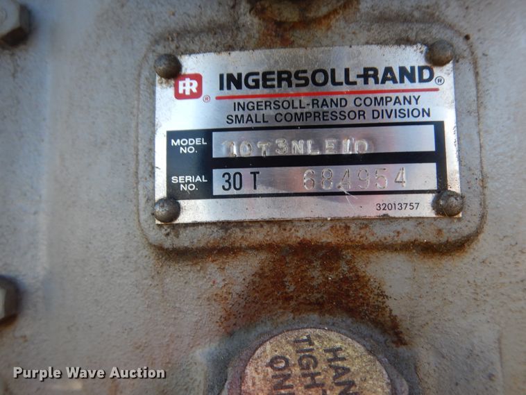 image for item DF6701 1990 Ingersoll Rand 10T3NLE10  air compressor
