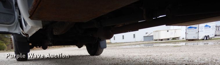 image for item DF6707 2005 Ford F550 Super Duty  flatbed truck