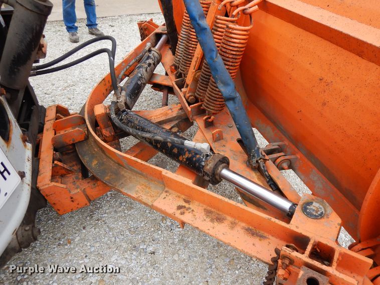 image for item DF6708 2000 International 2554  dump truck