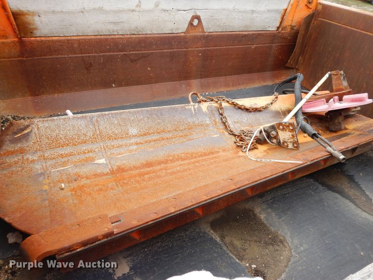 image for item DF6708 2000 International 2554  dump truck