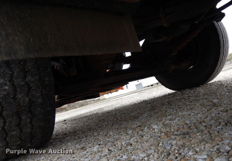 image for item DF6708 2000 International 2554  dump truck