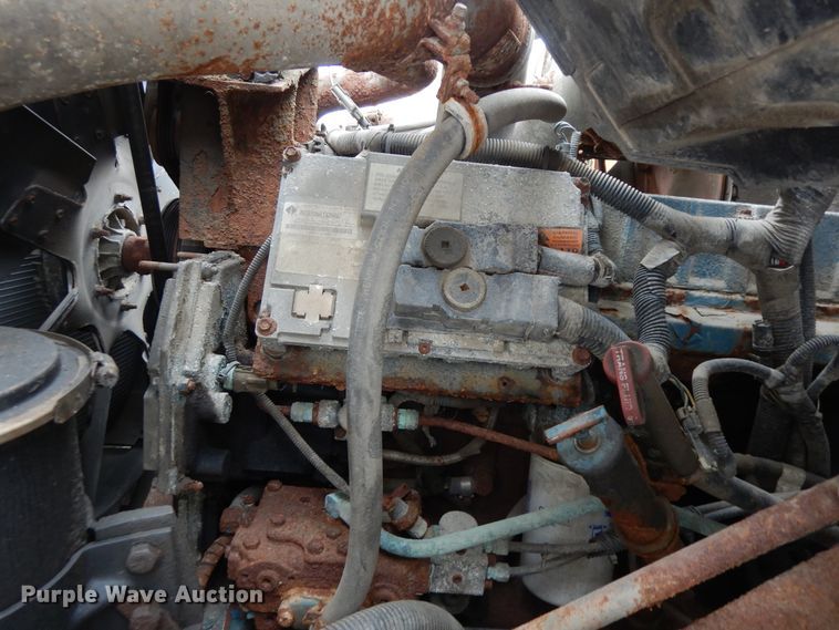 image for item DF6708 2000 International 2554  dump truck