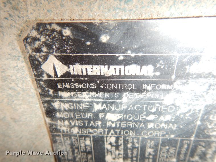 image for item DF6708 2000 International 2554  dump truck