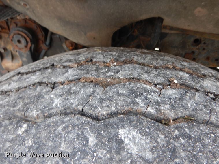 image for item DF6708 2000 International 2554  dump truck