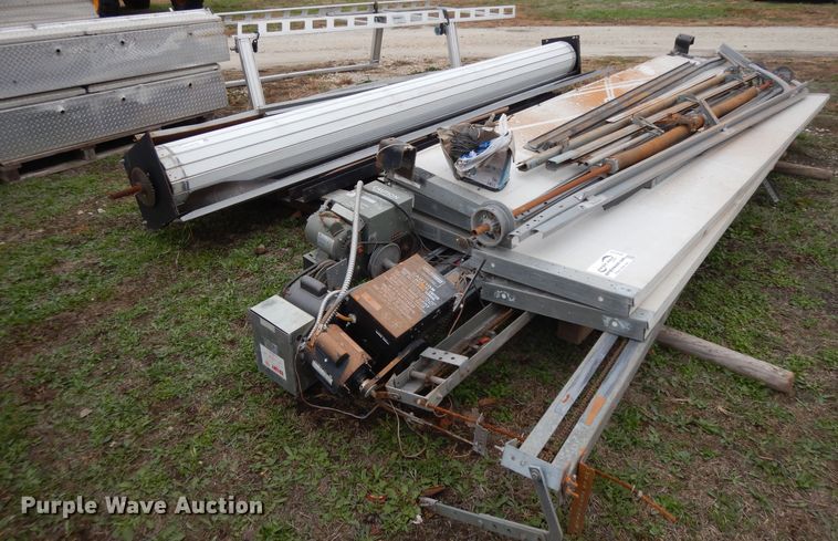 image for item DF6717 (2) Chi 6222 overhead doors