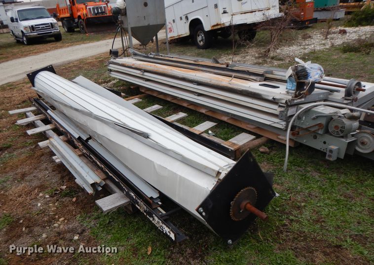 image for item DF6717 (2) Chi 6222 overhead doors