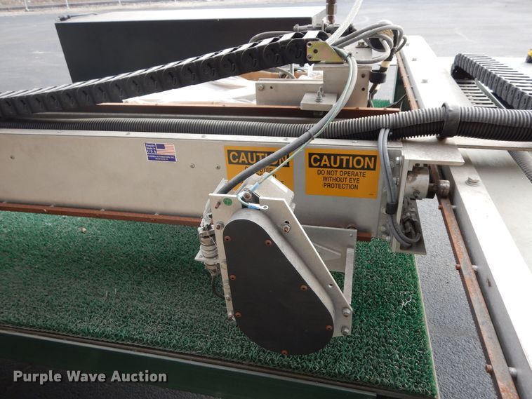 image for item DF6721 Vicon digital insulation cutting table