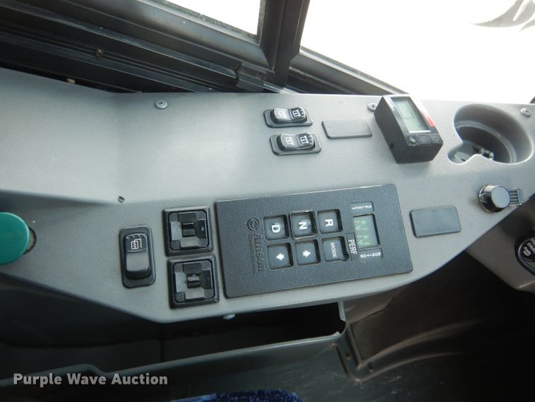 image for item DG4637 2007 MCI J4500  coach bus