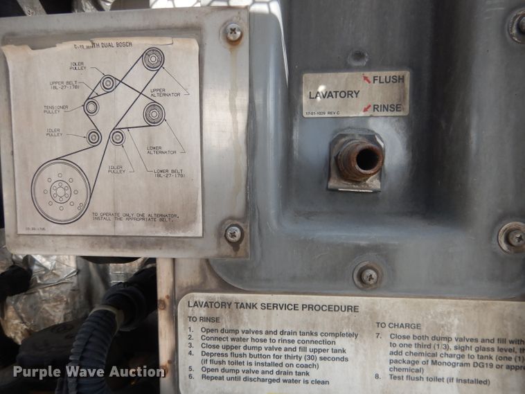 image for item DG4637 2007 MCI J4500  coach bus