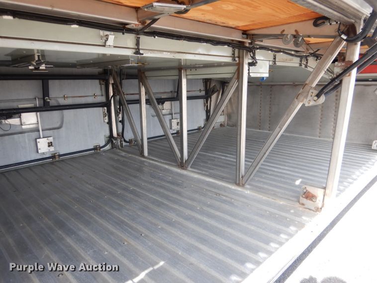 image for item DG4637 2007 MCI J4500  coach bus