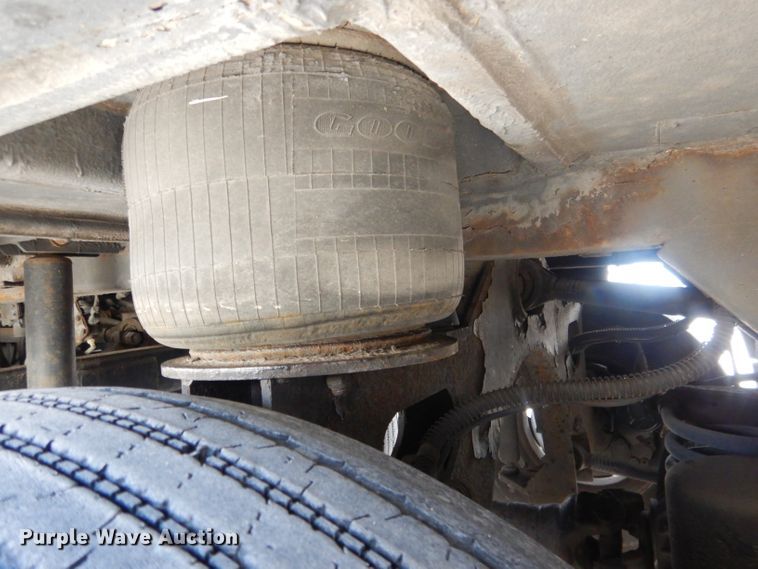 image for item DG4637 2007 MCI J4500  coach bus