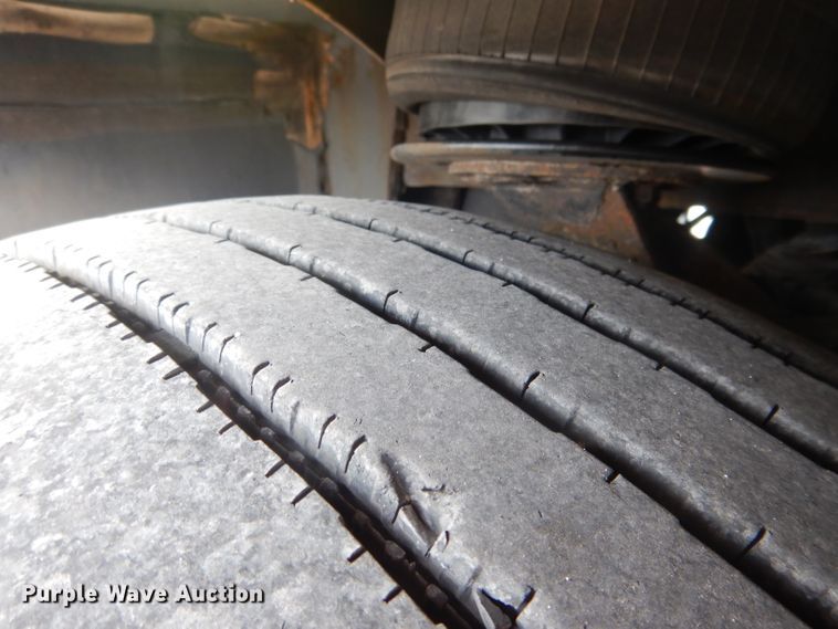 image for item DG4637 2007 MCI J4500  coach bus