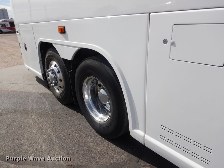 image for item DG4637 2007 MCI J4500  coach bus