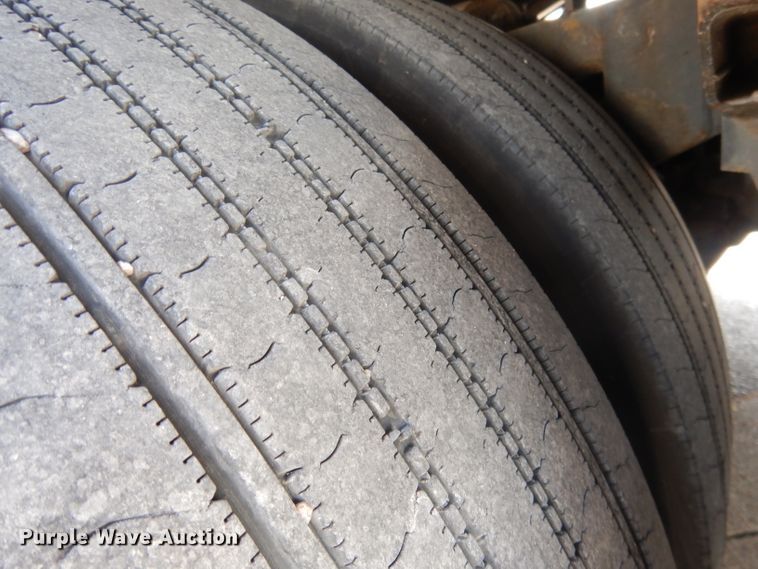 image for item DG4637 2007 MCI J4500  coach bus