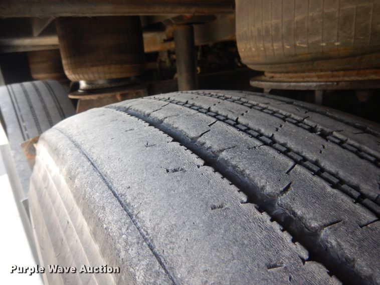 image for item DG4637 2007 MCI J4500  coach bus