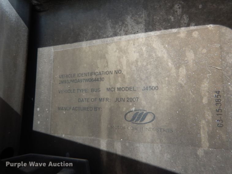 image for item DG4637 2007 MCI J4500  coach bus